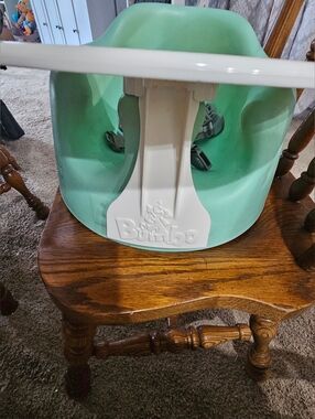 Bumbo Floor Seat with Removable White Tray - Mint Green
